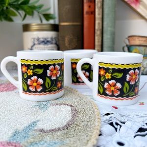 Vintage Arcopal France Coffee Espresso Cup Mug 70s Floral Flower Print